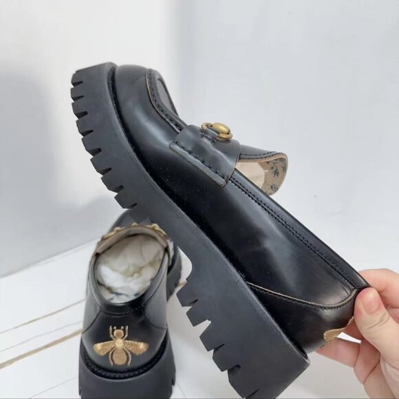 GUCCI Classic Bee Loafers - Picture 3 of 6